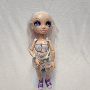 Rainbow High Doll Series 1 Amaya Raine MGA fashion doll Complete outfit
